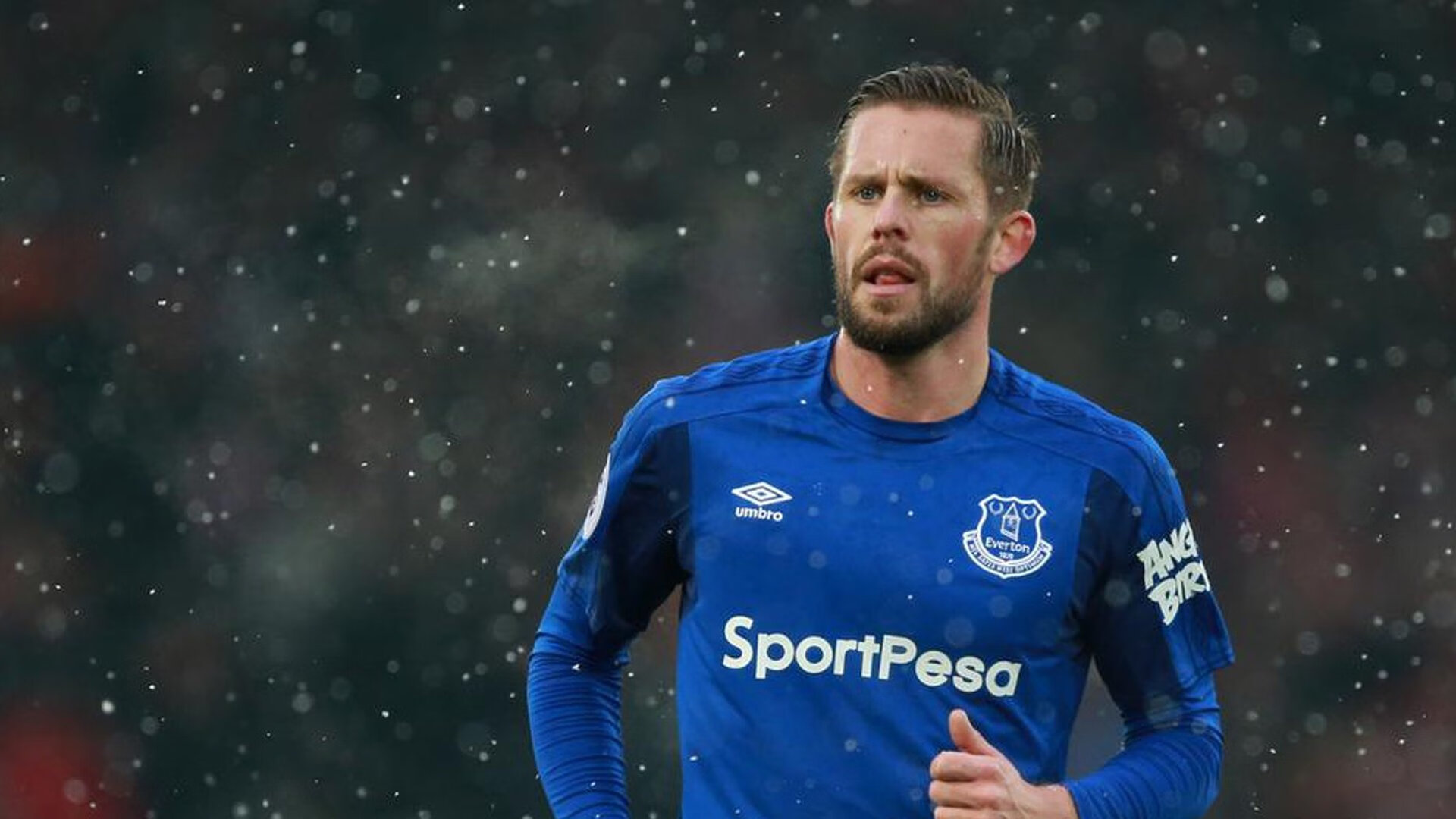 世界杯2026-黄喜灿F1赛道超车皇马，体育跨界叙事如何改写国家荣耀？